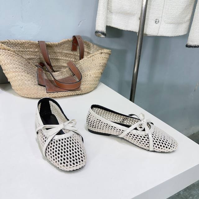 High-Quality Single Shoes! Niche Fashion Brand! Unfolio 2025 Spring/Summer New A
