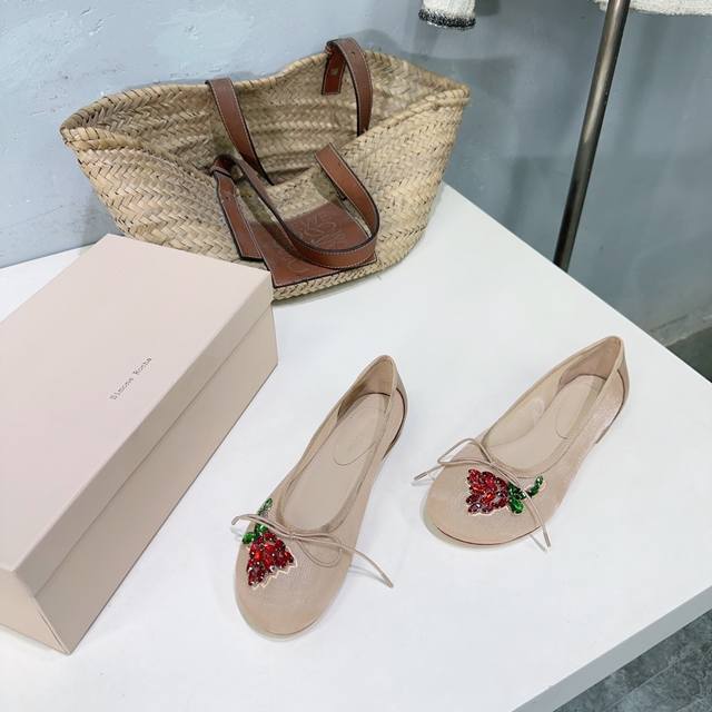 High-Quality Factory-Direct! Niche Fashion Brand Simone Rocha's 2025 Spring/Summ