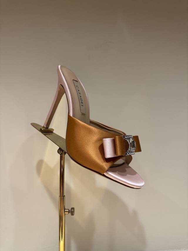 Casadei Casadei 25Wf Spring/Summer New Arrival Crystal-Embellished Bow-Knot High