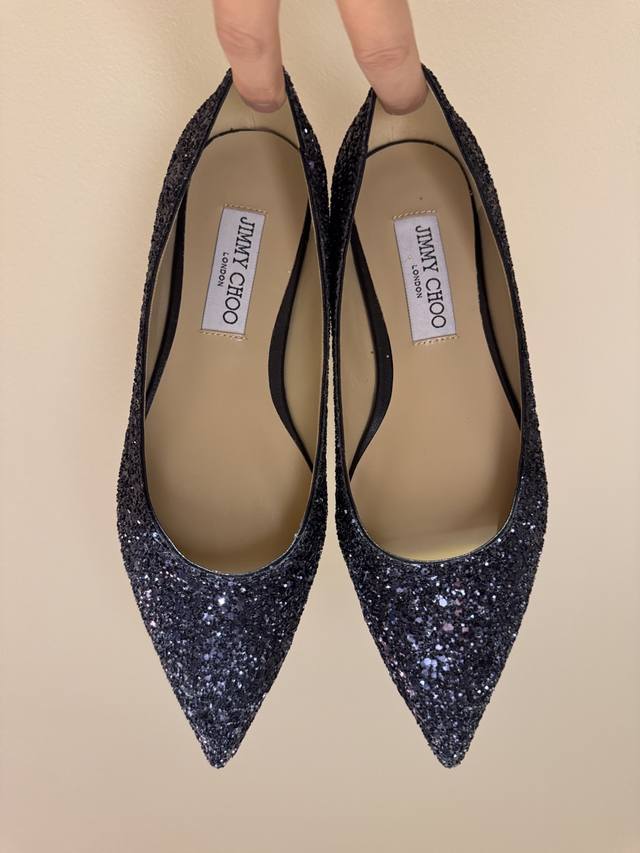 Jimmy Choo Classic Grit Low-Heel Flats The Shoe Shape Is Very Delicate And Not O