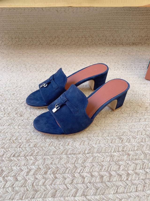 Loro Pian*Ss25 Classic Fringe Buckle Mid-Heel Slippers Authentic Last, Top-Quali