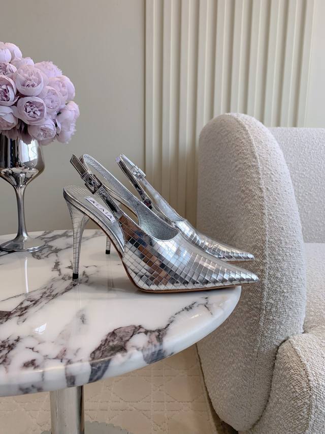 Factory Price P Alaia New Pointed-Toe Mirror-Finish High-Heel Shoes Mirror-Finis