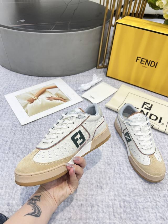 Fendi Fendi New Arrival, Same As Many Celebrities, Fd Match, Original Rmb 9,390