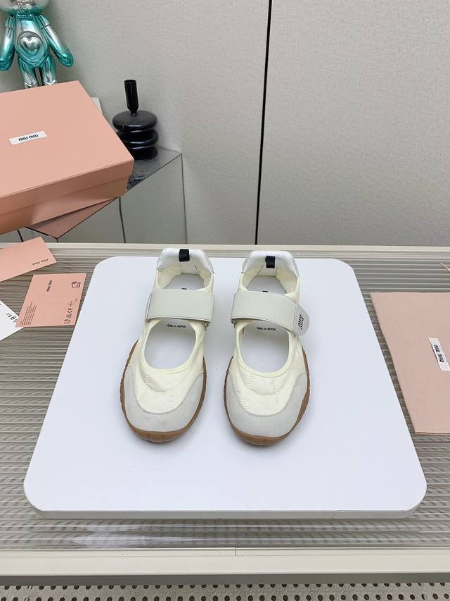 Factory-Direct High-End Version Miu Miu 25Ss Spring/Summer New Arrival Cookie Sh