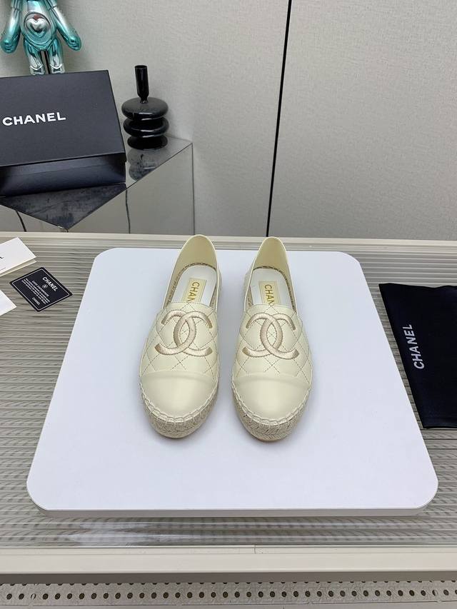 Factory-Made High-End Version 2025Ss Mini Chanel Fisherman's Shoes New Colorway,