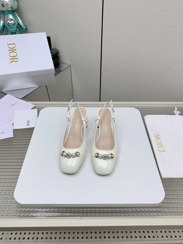 Factory-Made High-End Version Dio* Pearl Mary Jane Chunky Heel Open-Back Sandals