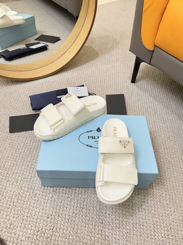 Factory Batch P Prada 2025 Spring/Summer New Arrival Sandals, Roman Thick-Soled