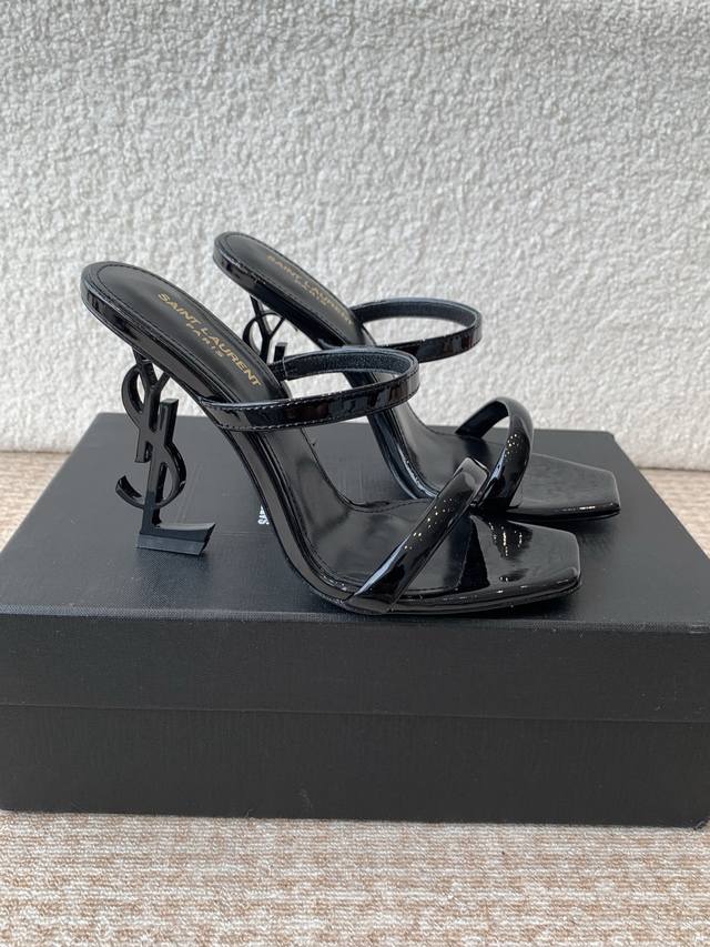 Classic Series Letter Metal Heel Lacquered Leather Sandals. Custom-Grade Importe