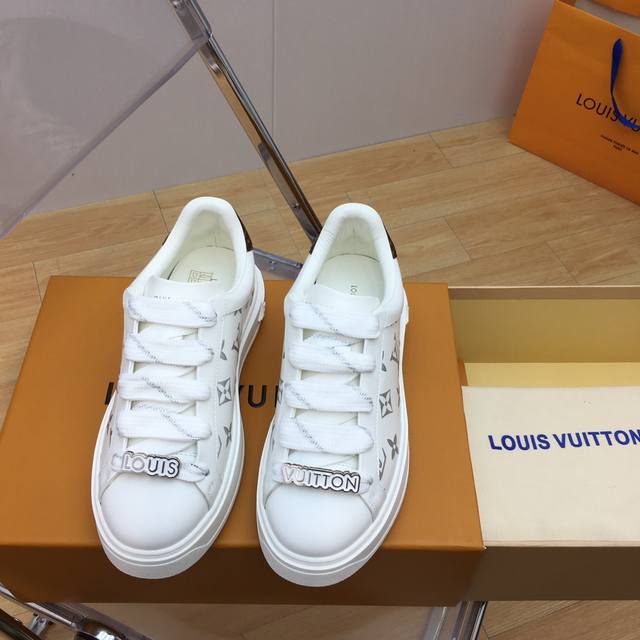 Lv Time Out Thick-Soled New White Sneakers Exclusive Launch, Fashionable Bestsel