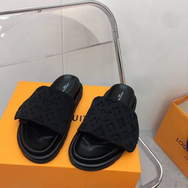 Louis Vuitton Spring/Summer Latest Sandals Pool Pillow Comfort Must-Have Series!
