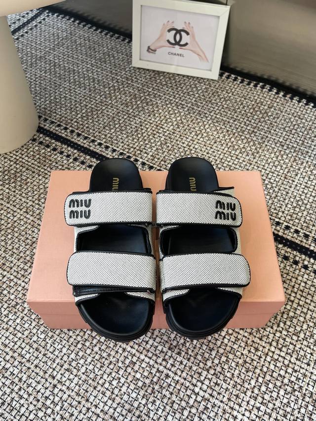 Miumiu 2025Ss New Arrival Roman Thick Sole Velcro Sandals Latest Runway Style, C