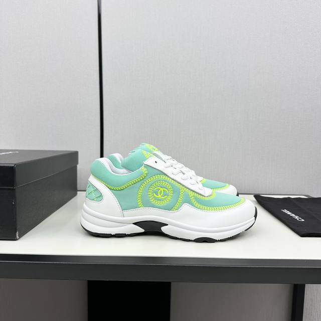 Flash Sale Price: Little Chanel C-Style Vs. New Arrival Casual Sports Series New