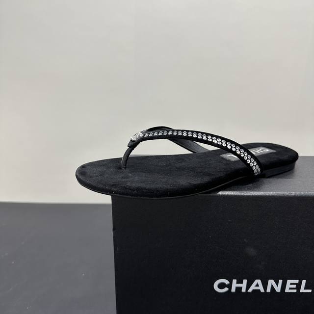 Chanel Thongs Are 25C Spring/Summer Runway-Inspired Rhinestone Pearl-Embellished