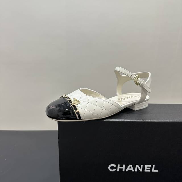 Chanel Chanel-Inspired Flat Sandals With A Pointed Toe And Open Back, Exuding Fr