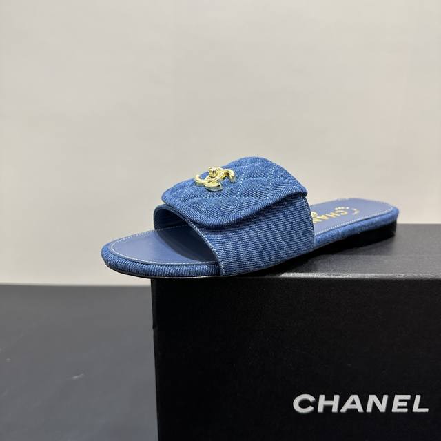 Chanel Little Chanel C House 2025 S Early Spring New Arrival Chanel Flip-Flop Fl