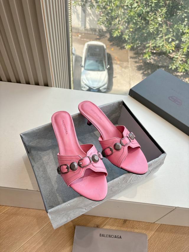 As Seen, As Delivered. G289 Balencia*A25Ss High-Heeled Sandals, Featured Style.