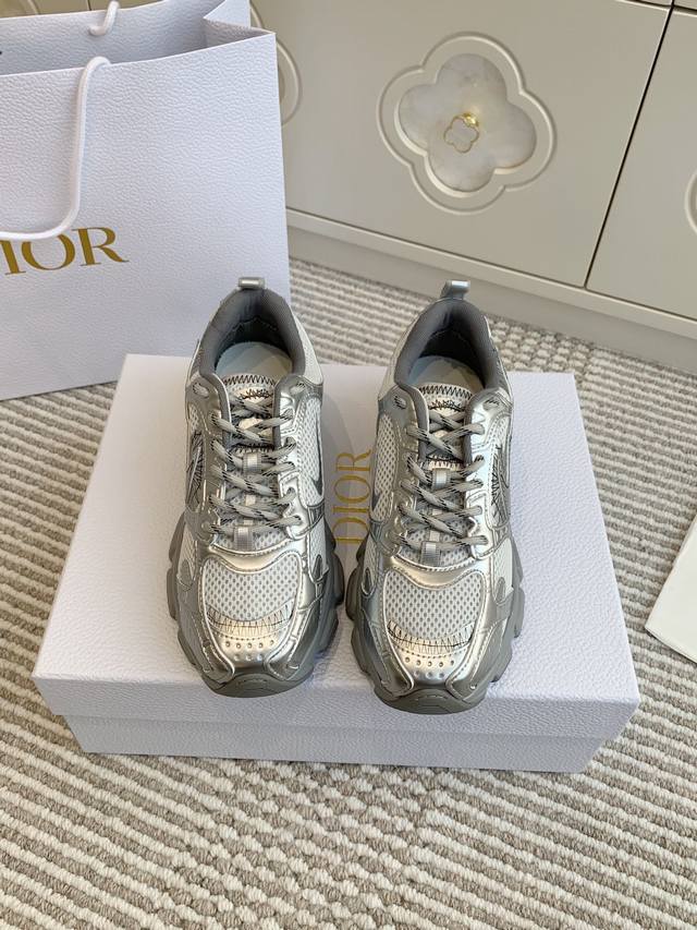 Women's Dio R Dior 2024 Early Autumn New Arrival Dior Chrono Cd Thick-Soled Retr