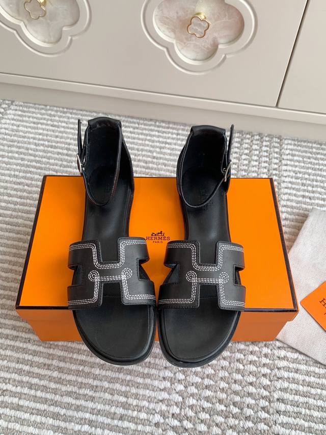 Smooth Leather, Denim, Embroidered Herm