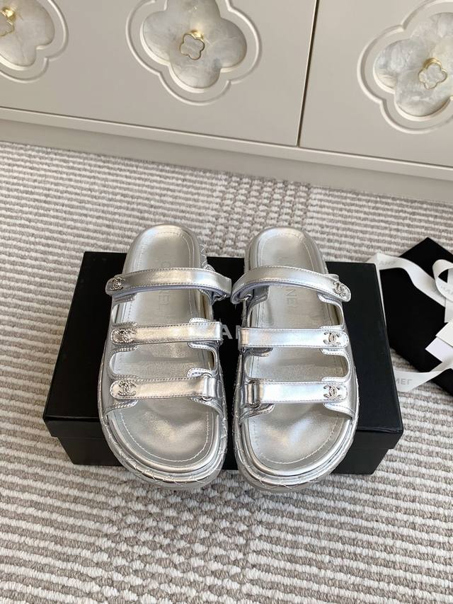 Batch Chane* Small Chanel 25 New Magic Tape Cc Diamond Buckle Thick Sole Sandals