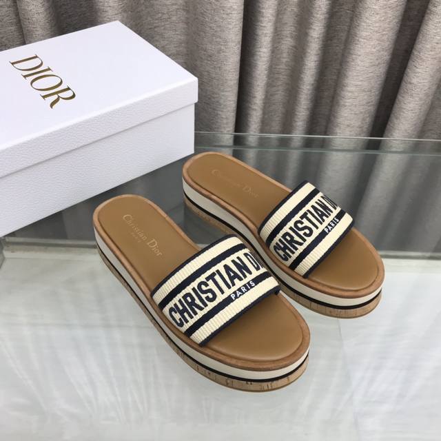 Blue Dior Spring/Summer New Arrival Ivieta Dway Jelly-Colored Flat Strappy Sanda