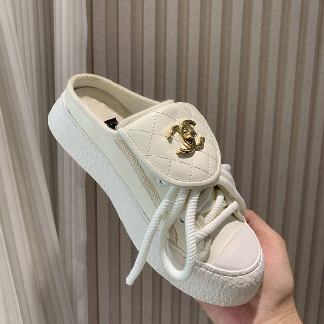 Leather Upper, Canvas 2025 Spring/Summer New Arrival Chanel-Style Bookbag Buckle