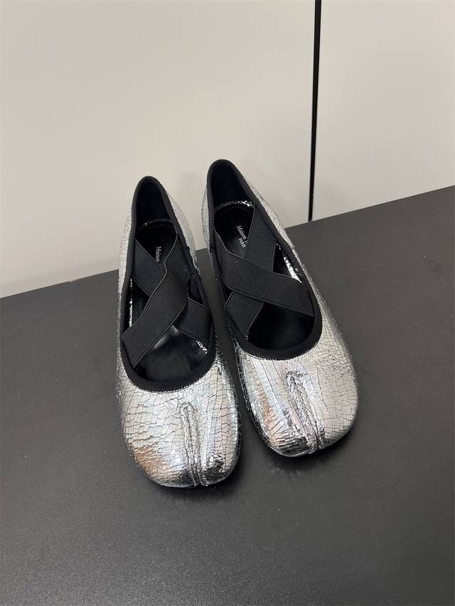 Masion Margiela Mm6 Margiela Autumn Cross-Strap Mary Jane Pumps High-Quality Ori