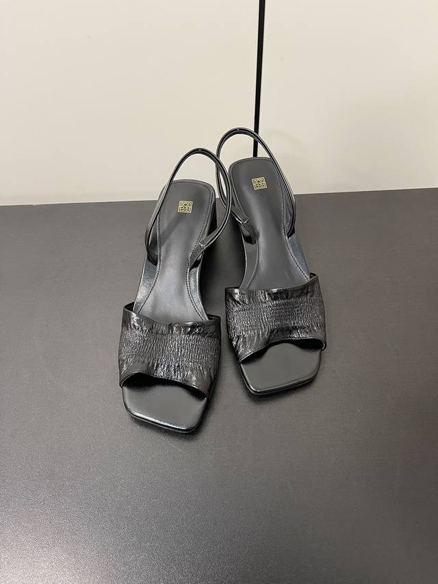 Toteme 24 New Square-Toe Pleated Leather Open-Toe Sandals. So Unique! With A Ret