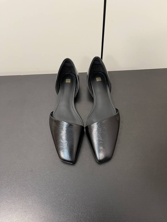 Exclusive Early Spring New Arrival Totem* 24 Hollow Flat-Soled Square-Toe Single