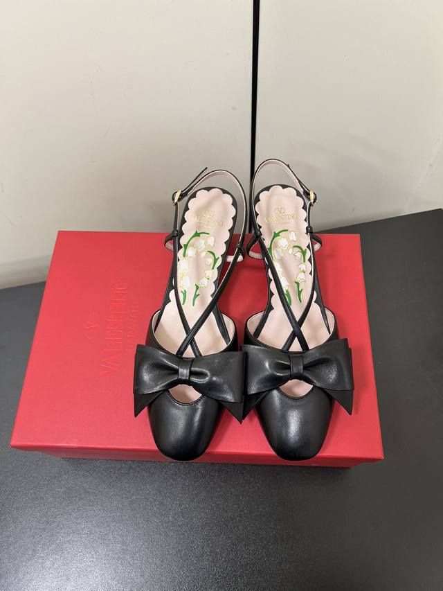 Valentino 2025 New Butterfly Bow Mid-Heel Open-Back Sandals Vintage Elegance,Lar