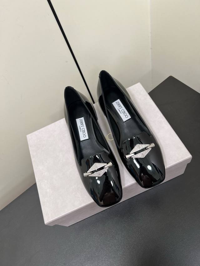 Jimmychoo New Arrival~ Jc 2025 Early Spring Square-Toe Square-Heel Design, Retro