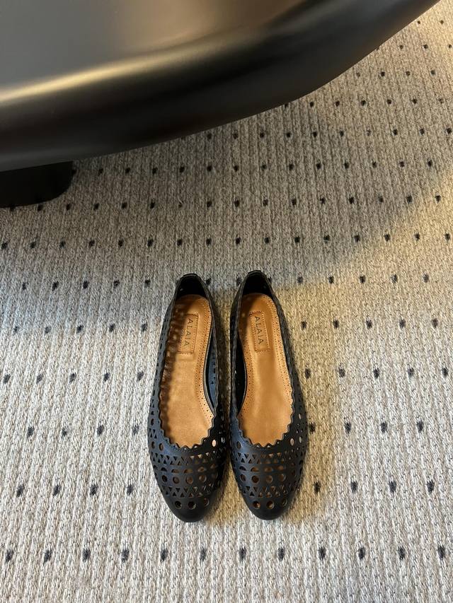 Alaia 24 Spring/Summer New Arrival Lace-Up Ballet Flats The Alaia Ballet Flats H