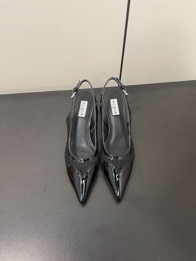 Alaia | New Arrival Heart-Shaped Cat-Heel Open-Back Sandals , These Heart-Shaped