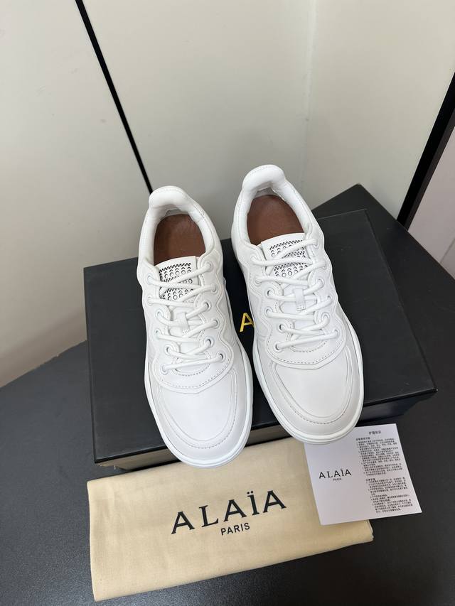 Alaia White Sneakers. Cowhide Leather Upper With Sheepskin Lining. Alaia Sneaker