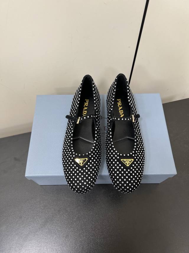 Diamond-Faced Prada 25Ss Prada Autumn/Winter New Arrival, Mary Jane Single Shoes