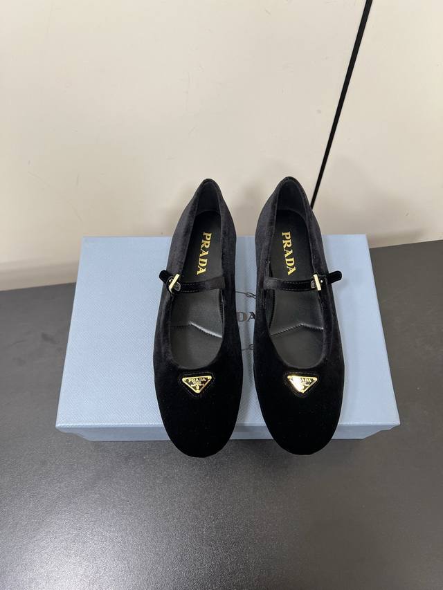Velvet Prada 25Ss Prada Fall/Winter New Arrival, Mary Jane Flats, Ballet Shoes S