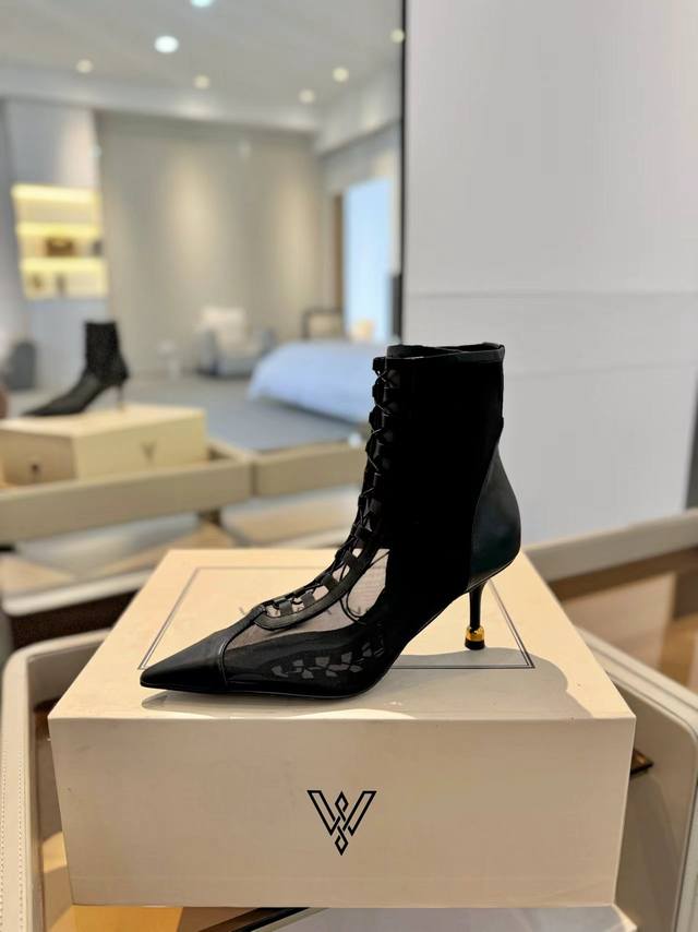 Vanda Novak Top-Tier Version: Exclusively Sold Online Exclusively Distributed On