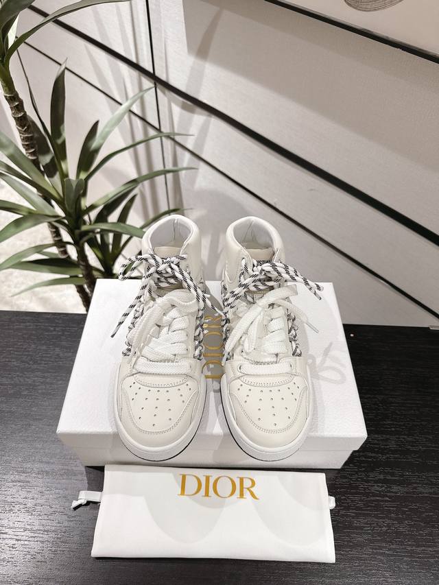 Dior 2025 New High-Top Couple's Sports Shoes - Full Pair Custom-Made, All Materi