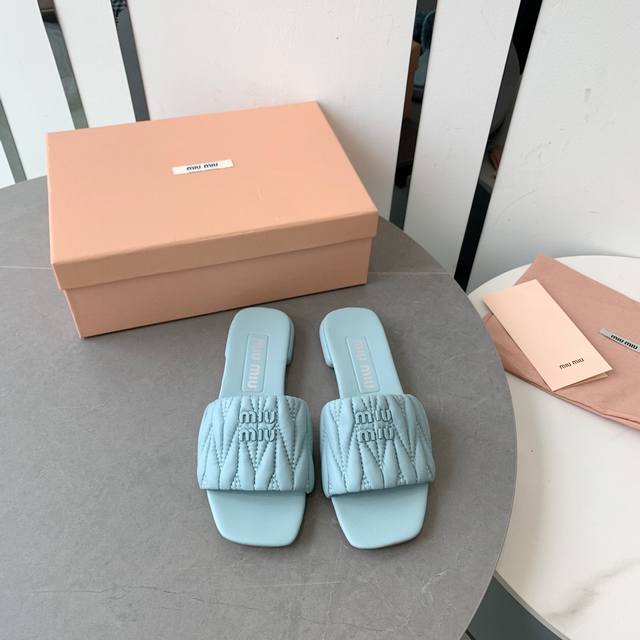 Release Miumi*2025Ss Spring/Summer New Arrival Flat Lambskin Sandals Top-Tier Ve