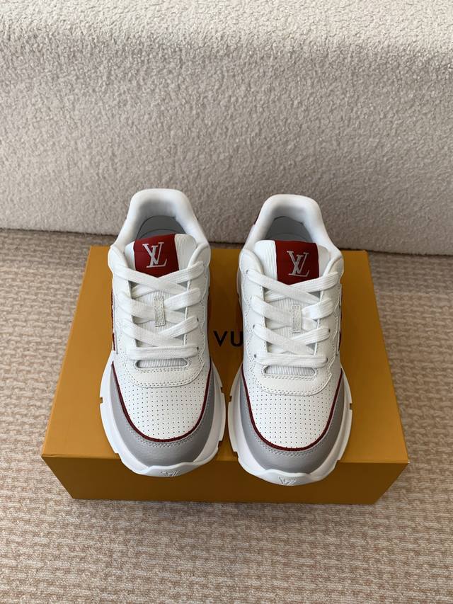 Lv Louis Vuitton L-Shaped Logo Latest Classic Series Thick-Soled Casual Sneakers