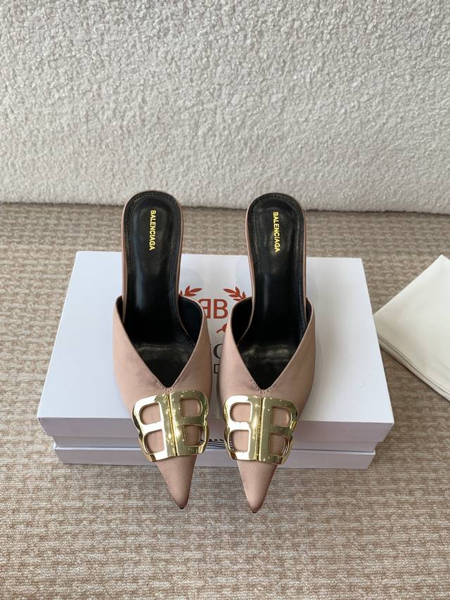 Balenciaga 25S Spring/Summer New Arrival Double B Buckle Pointed Toe Sandals Par