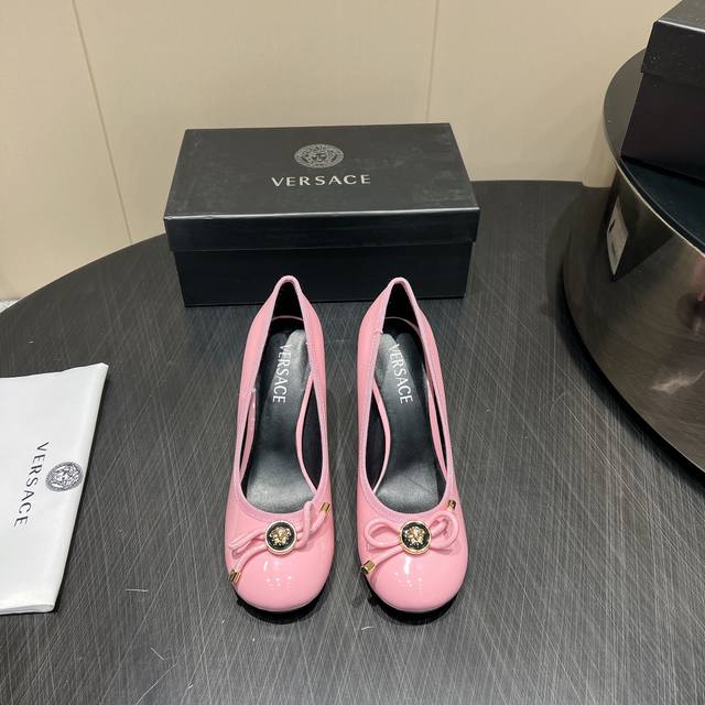 Factory: Exclusive Top-Tier Version Versace 2025 Vs New Single-Sole Shoe Series