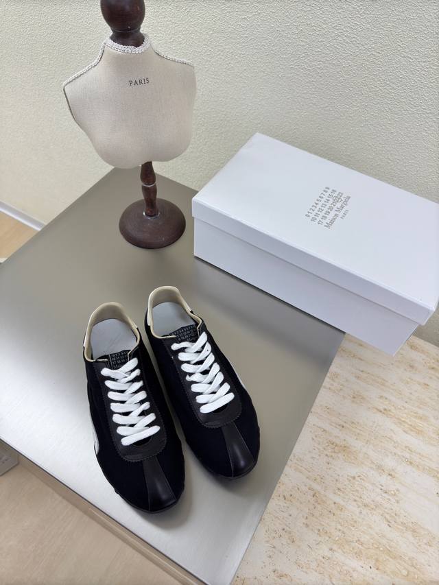 Couple's Edition New Dexun Mm6 Maison Margiela Men's Size 10 High-Gloss Cowhide