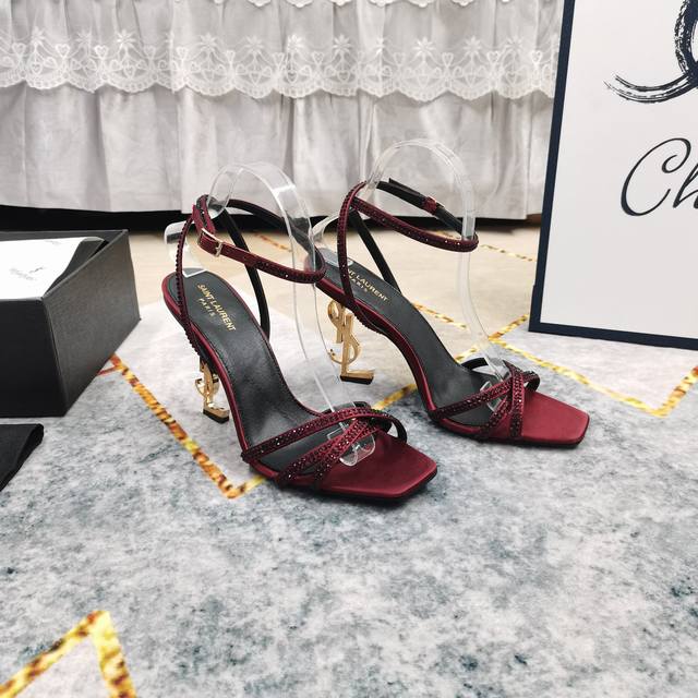 New Arrival Ysl Top-Tier High-End Version 2025 New Silk Embroidered Cross-Strap