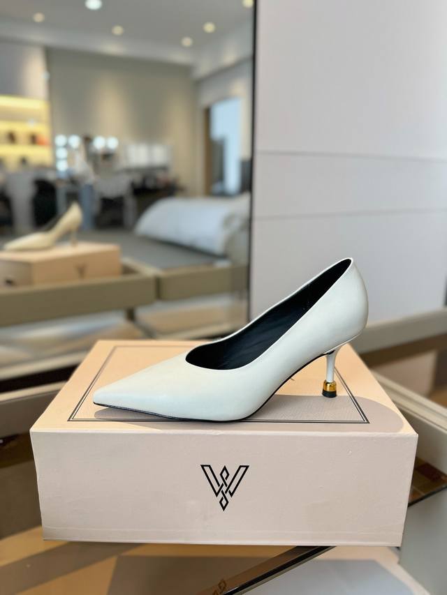 Price P: Vanda Novak From An Italian Brand, Exclusive Online. Developed Over 3 M