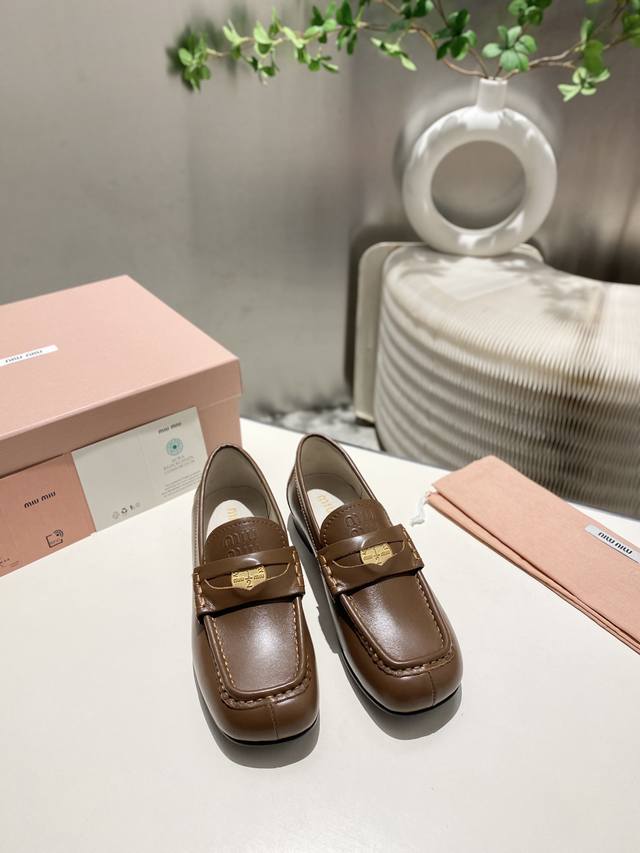 Factory Price. 2025 Fall/Winter Mu Family New Coin-Inspired Loafers! Mu Mu's Des