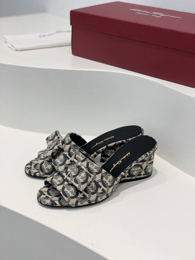 Factory Price Sizes: 34, 35, 36, 37, 38, 39, 40 (34.40 Customizable, No Returns