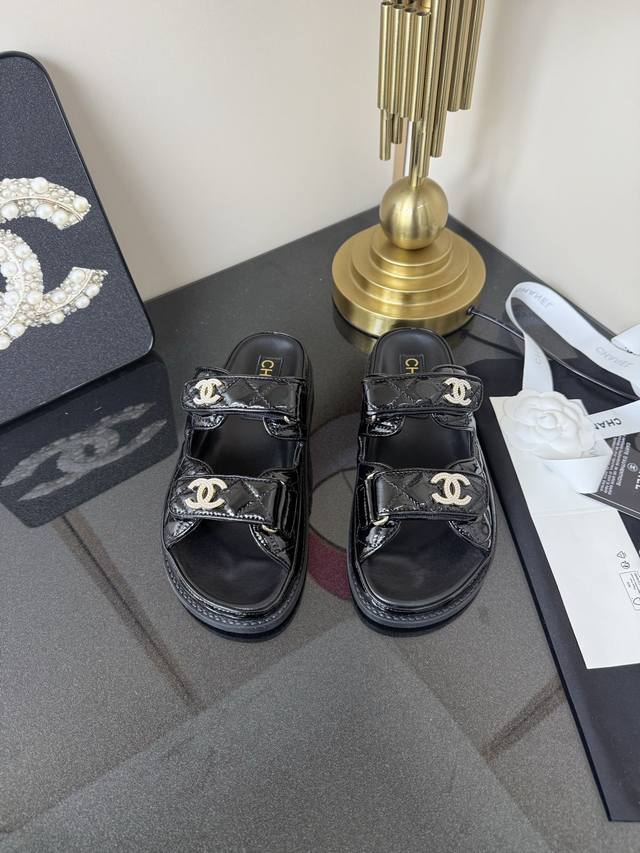 Chanel 2025 Spring/Summer Latest Fabric, Flagship Store Featured Magic Tape Sand