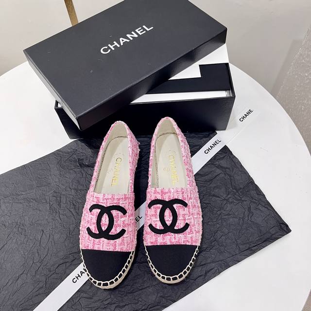 Chanel New Hemp Rope Sole Fisherman Shoes. The Upper Is Made Of Imported Printed
