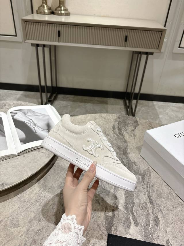 Celine Runner Cr-03 Sneakers Feature The Celine Logo On The Tongue And Heel, Wit