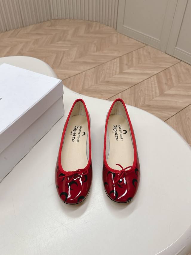 Chunky Heel Style, Inspired By The Marine Serre X Repetto Collaboration, Featuri